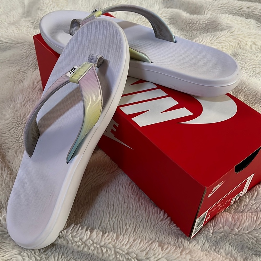 Nike White Flip Flops